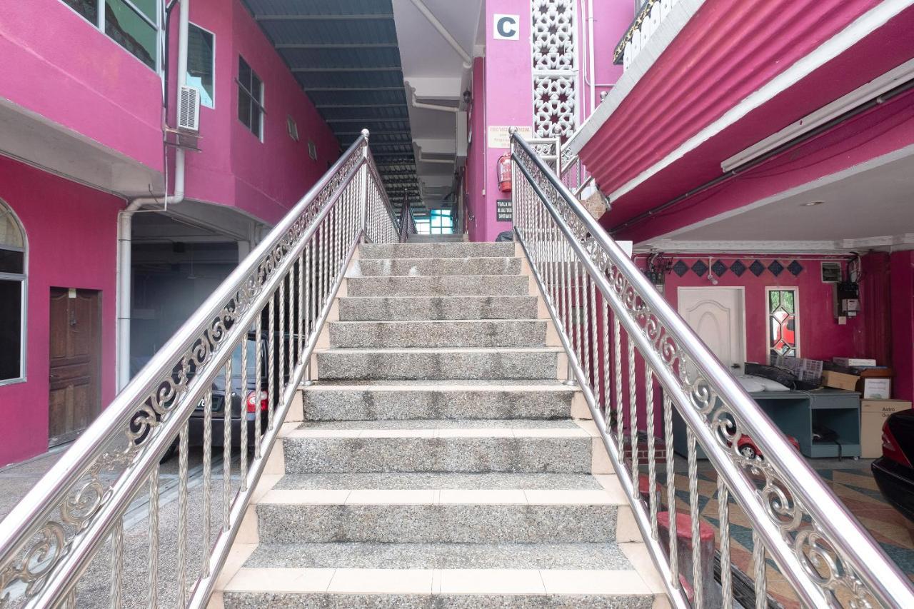 Oyo 89984 Noris Wang Homestay Lumut Dış mekan fotoğraf