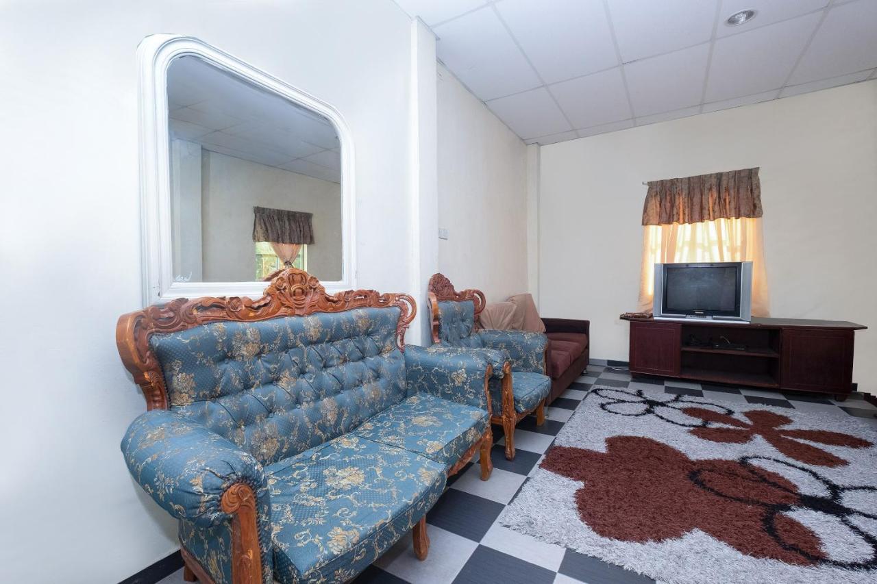 Oyo 89984 Noris Wang Homestay Lumut Dış mekan fotoğraf