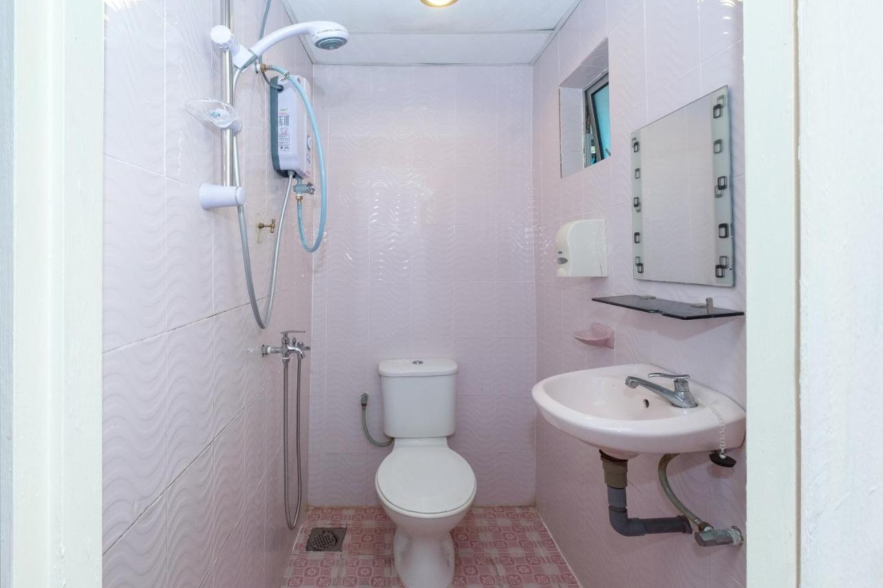Oyo 89984 Noris Wang Homestay Lumut Dış mekan fotoğraf